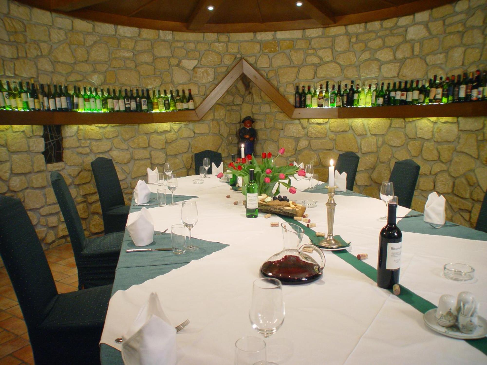 Birkenhof Gols - B & B - Wohlfuehl Hotel Mit Wochenend-Restaurant Екстериор снимка