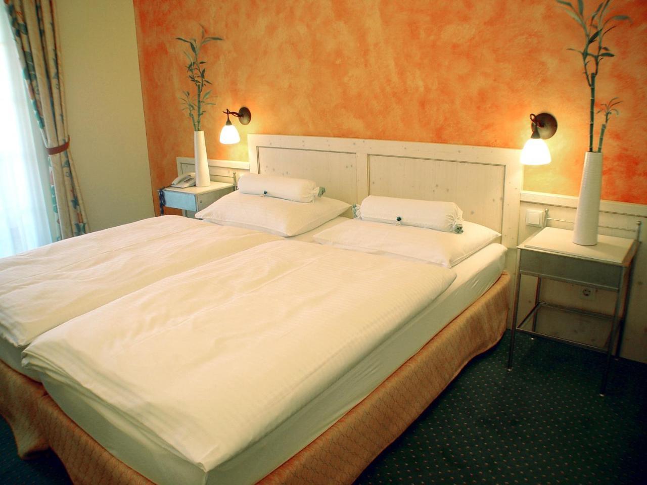 Birkenhof Gols - B & B - Wohlfuehl Hotel Mit Wochenend-Restaurant Екстериор снимка